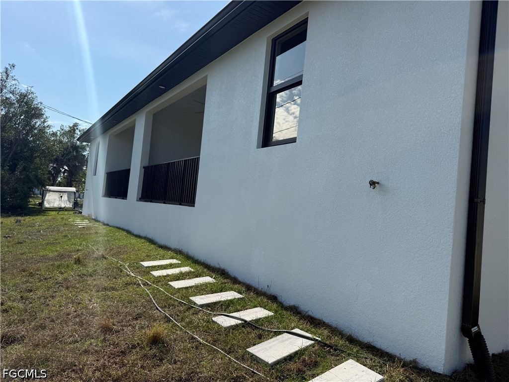 8 Bed Duplex for Sale in Fort Myers, FL, $699,000 — photo 5