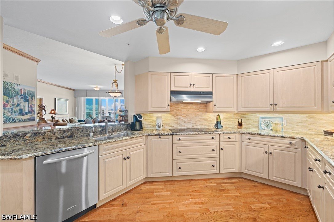 2 Bed Waterfront Home for Sale in Naples, FL, $25,000 — photo 5