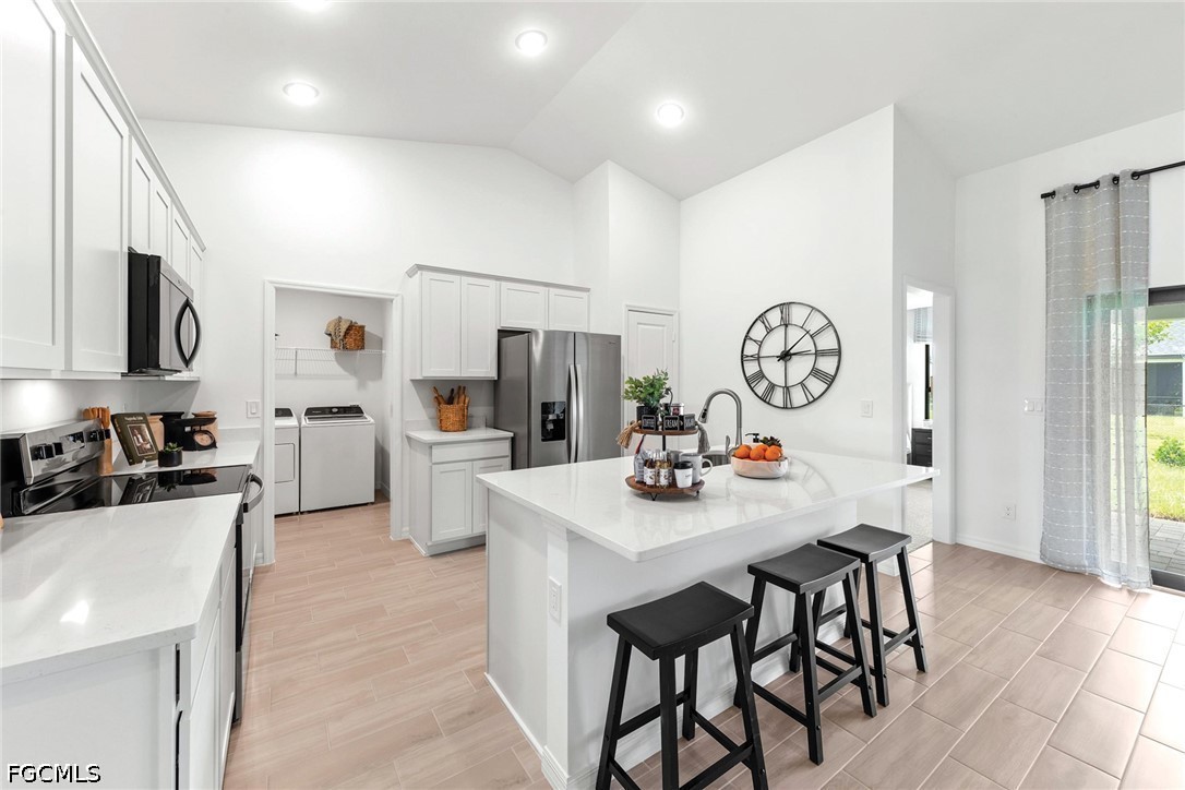 4 Bed SingleFamilyResidence for Sale in Cape Coral, FL — photo 5