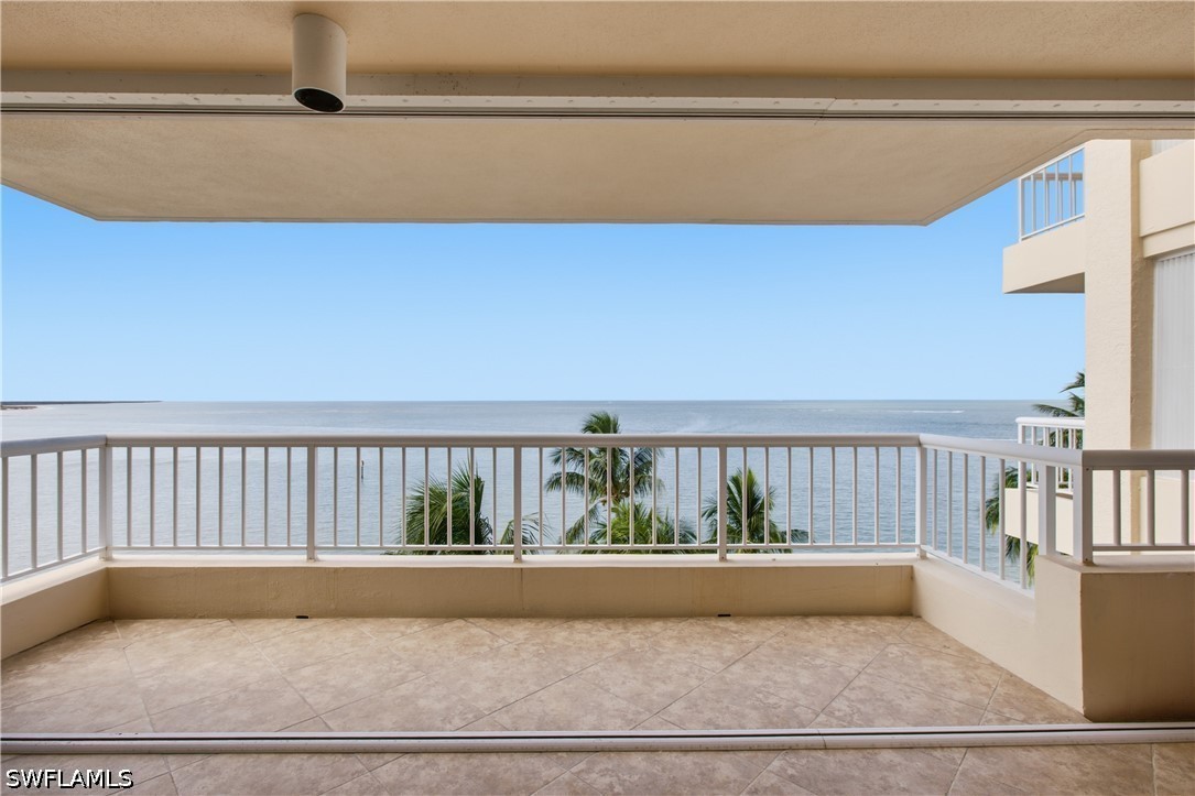 2 Bed Waterfront Home for Sale in Marco Island, FL — photo 5