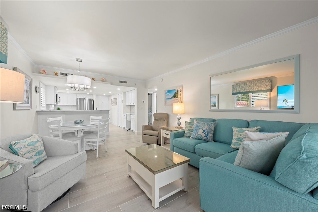 2 Bed Pool Home for Sale in Sanibel, FL, $779,000 — photo 5