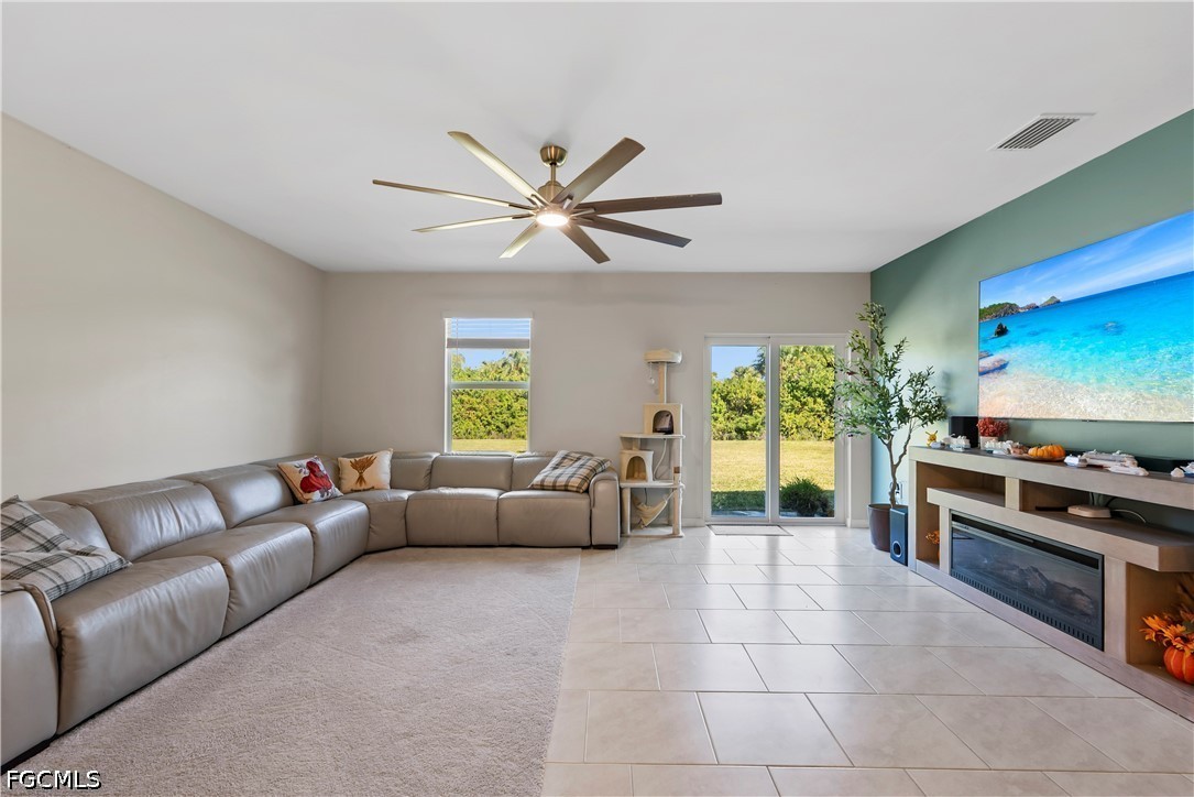 5 Bed SingleFamilyResidence for Sale in Savanna Lakes, FL — photo 5