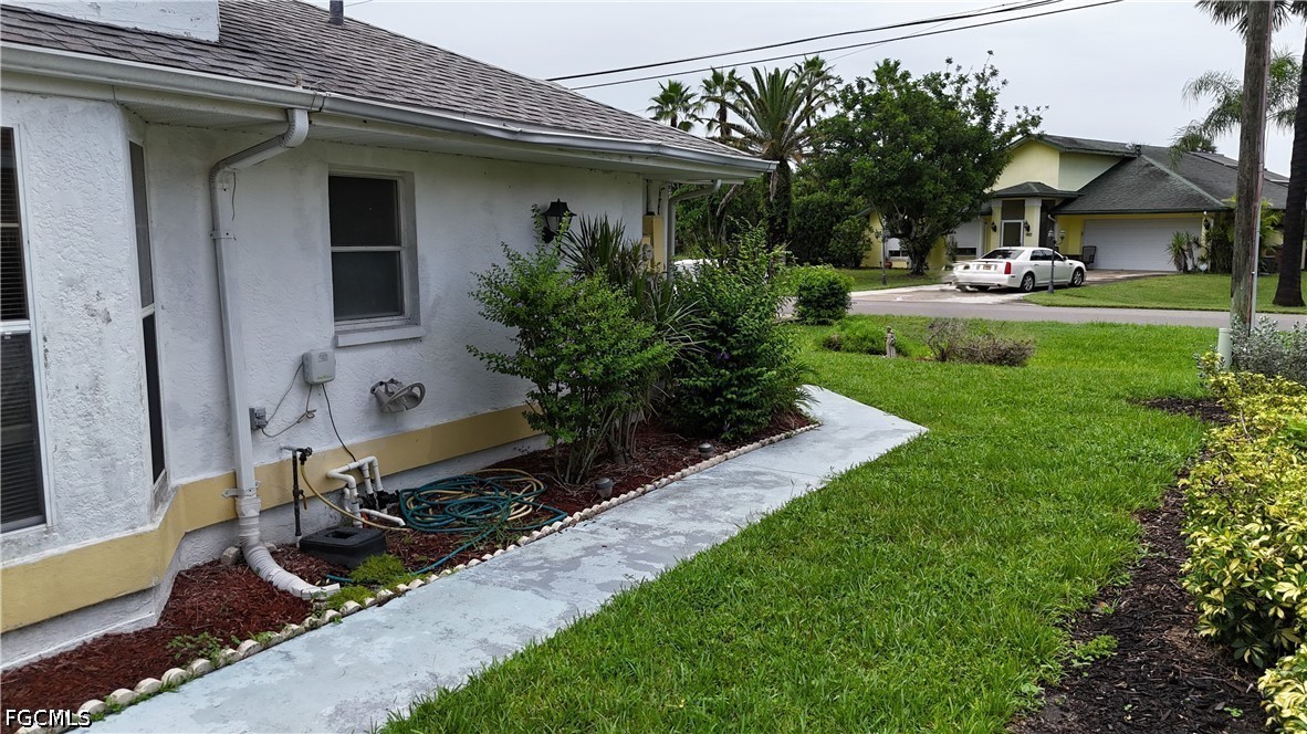 2 Bed Pool Home for Sale in Lehigh Acres, photo 5