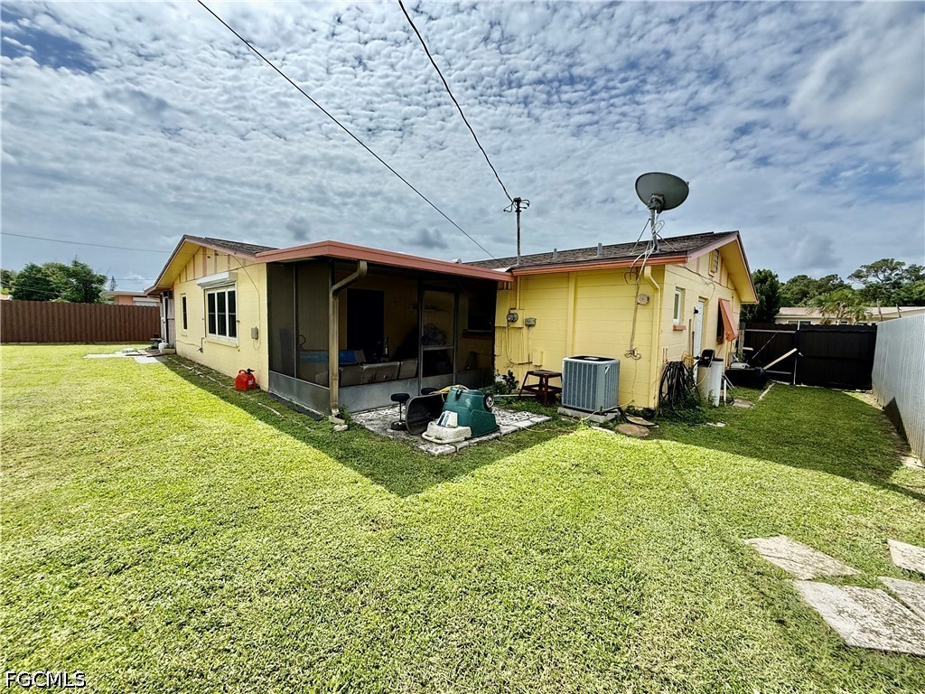 3 Bed SingleFamilyResidence for Sale in Wedgewood, FL — photo 5