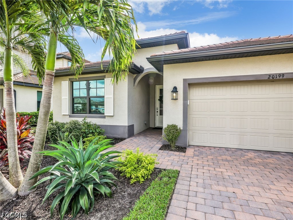 3 Bed Pool Home for Sale in Verdana Village, photo 5