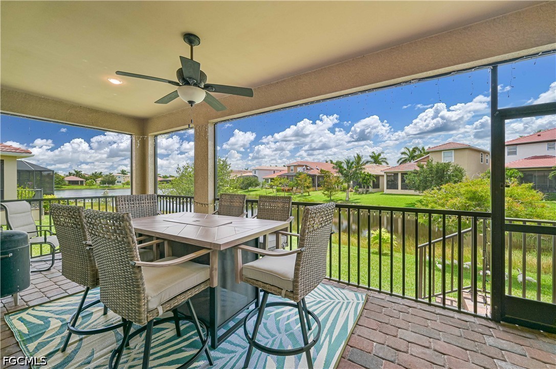 4 Bed Waterfront Home for Sale in Banyan Bay, FL, $394,000 — photo 5