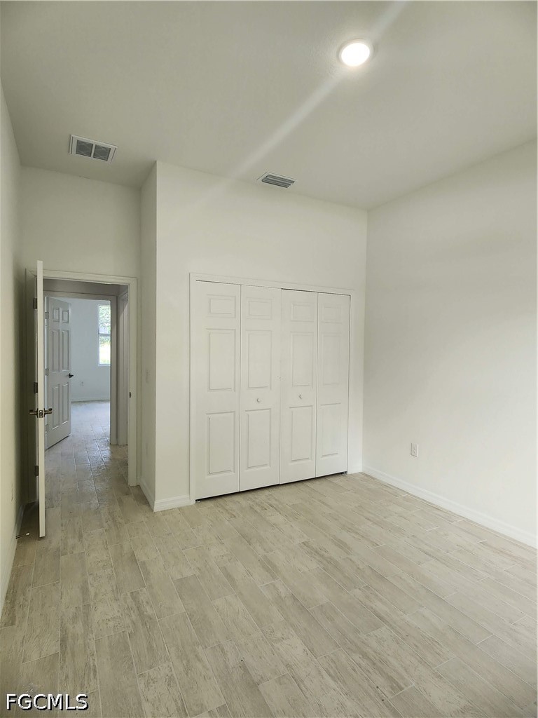 3 Bed SingleFamilyResidence for Sale in Lehigh Acres, photo 5