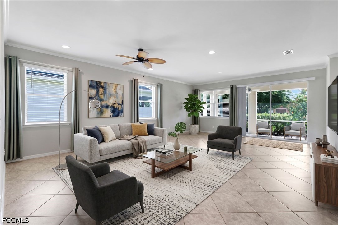 3 Bed SingleFamilyResidence for Sale in Sunset Pointe, FL — photo 5