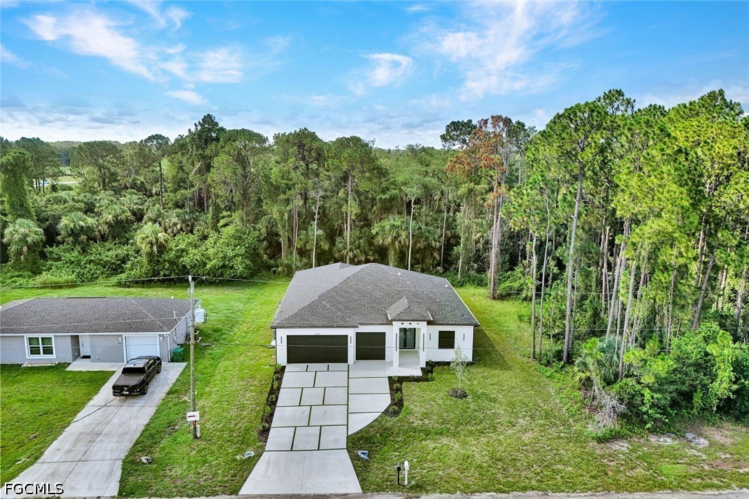 4 Bed SingleFamilyResidence for Sale in Labelle, FL — photo 5