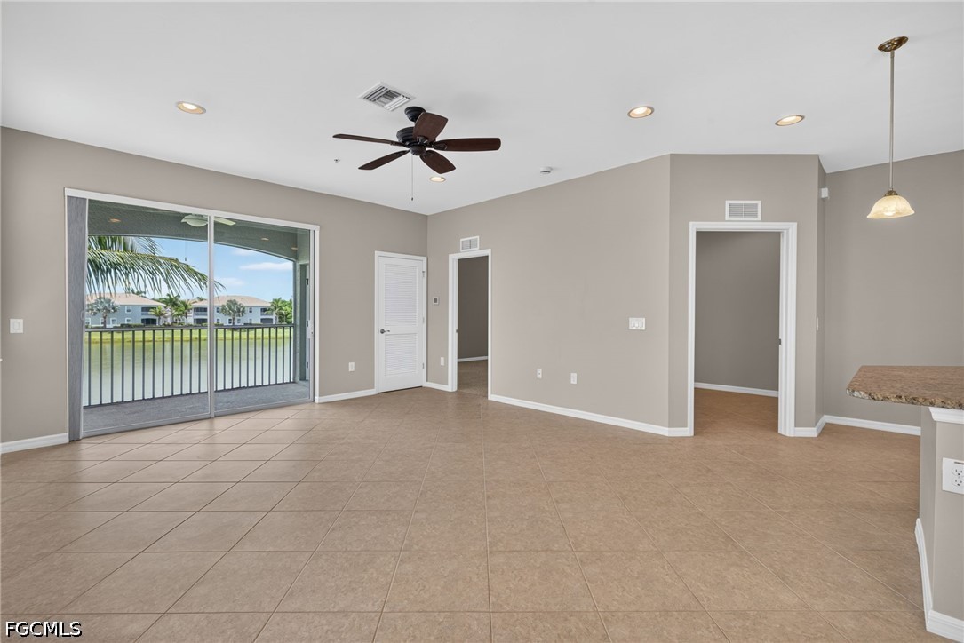 3 Bed Waterfront Home for Sale in Fort Myers, photo 5
