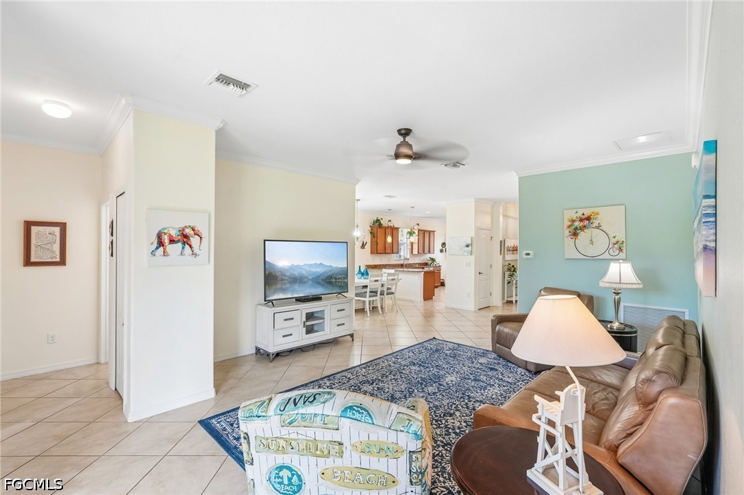 3 Bed SingleFamilyResidence for Sale in Bella Vida, FL — photo 5