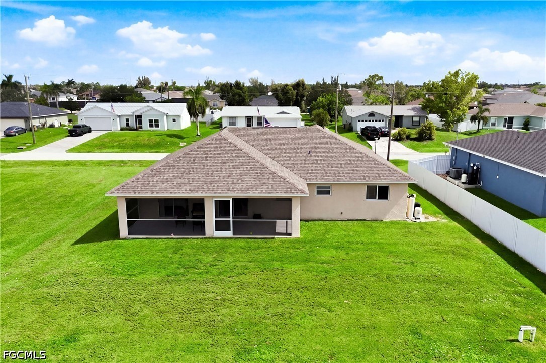 3 Bed SingleFamilyResidence for Sale in Cape Coral, FL — photo 5