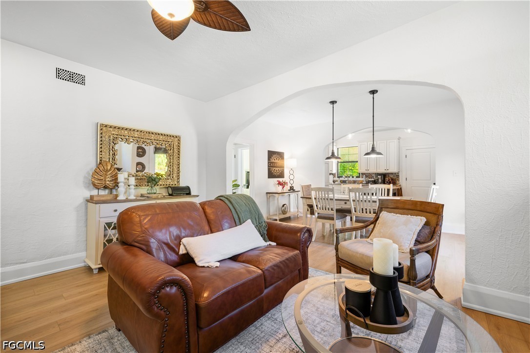3 Bed Pool Home for Sale in Edison Park, FL, $3,900 — photo 5