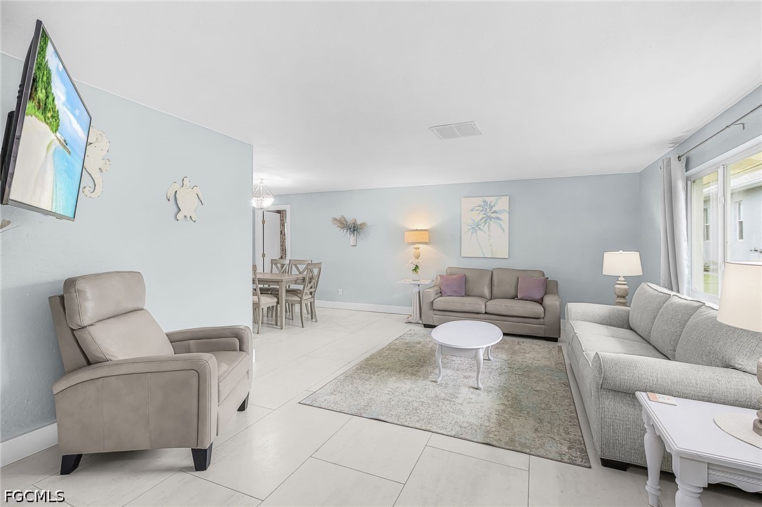 3 Bed Pool Home for Sale in Matlacha Isles, FL, $875,000 — photo 5