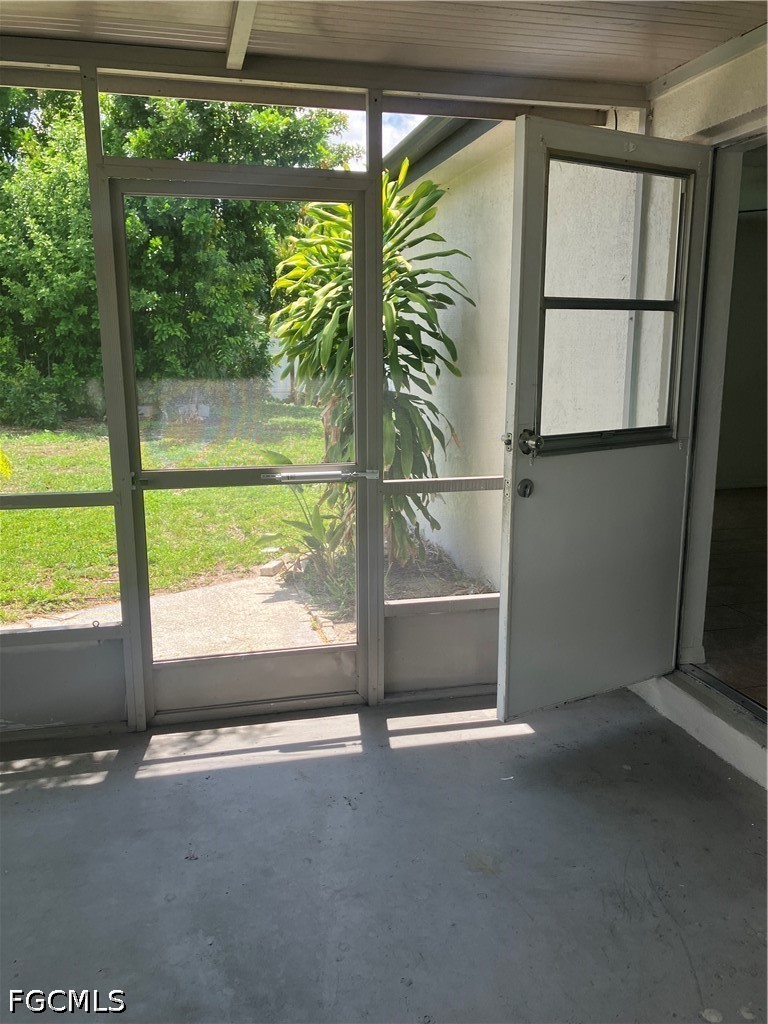 3 Bed SingleFamilyResidence for Sale in Cape Coral, FL — photo 5
