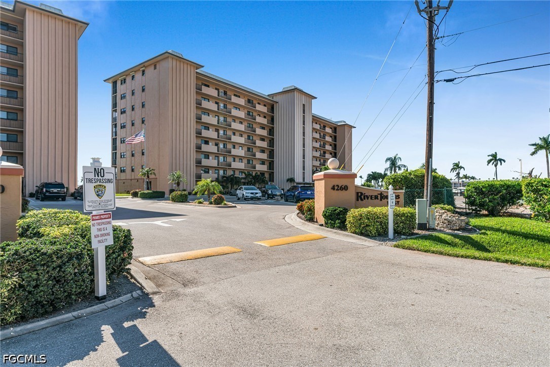2 Bed Waterfront Home for Sale in Cape Coral, FL, $175,000 — photo 5
