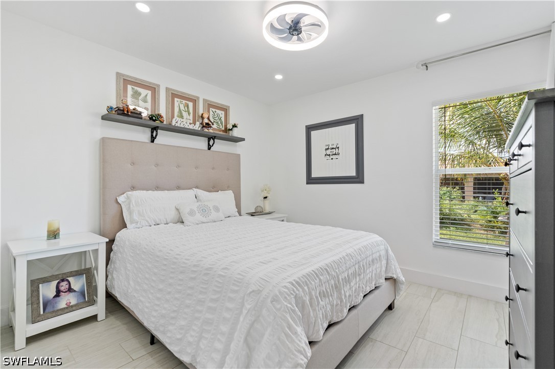 3 Bed SingleFamilyResidence for Sale in San Carlos Park, FL — photo 5