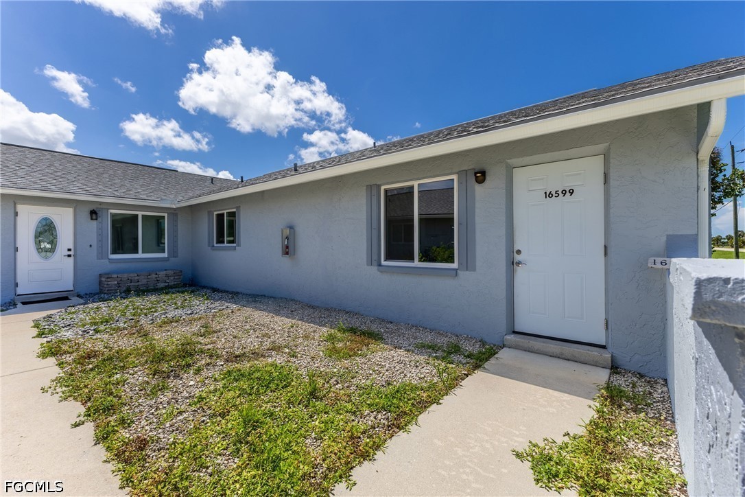 2 Bed Attached for Sale in Pinewood Villas, FL, $160,000 — photo 5