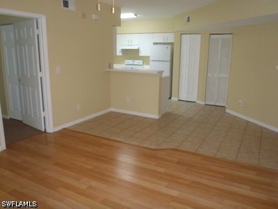 2 Bed Condominium for Sale in Bonita Springs, FL, $1,650 — photo 5