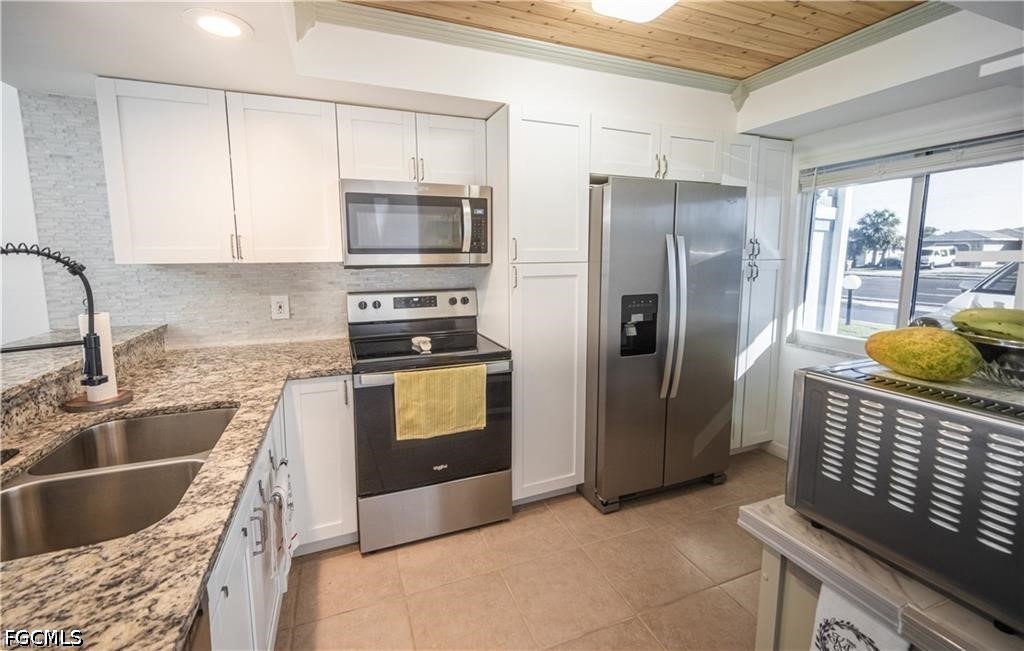 2 Bed Condominium for Sale in Cape Coral, FL, $155,000 — photo 5