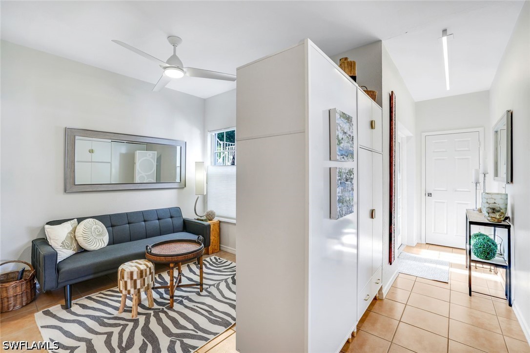 3 Bed Condominium for Sale in Naples, FL, $11,000 — photo 5