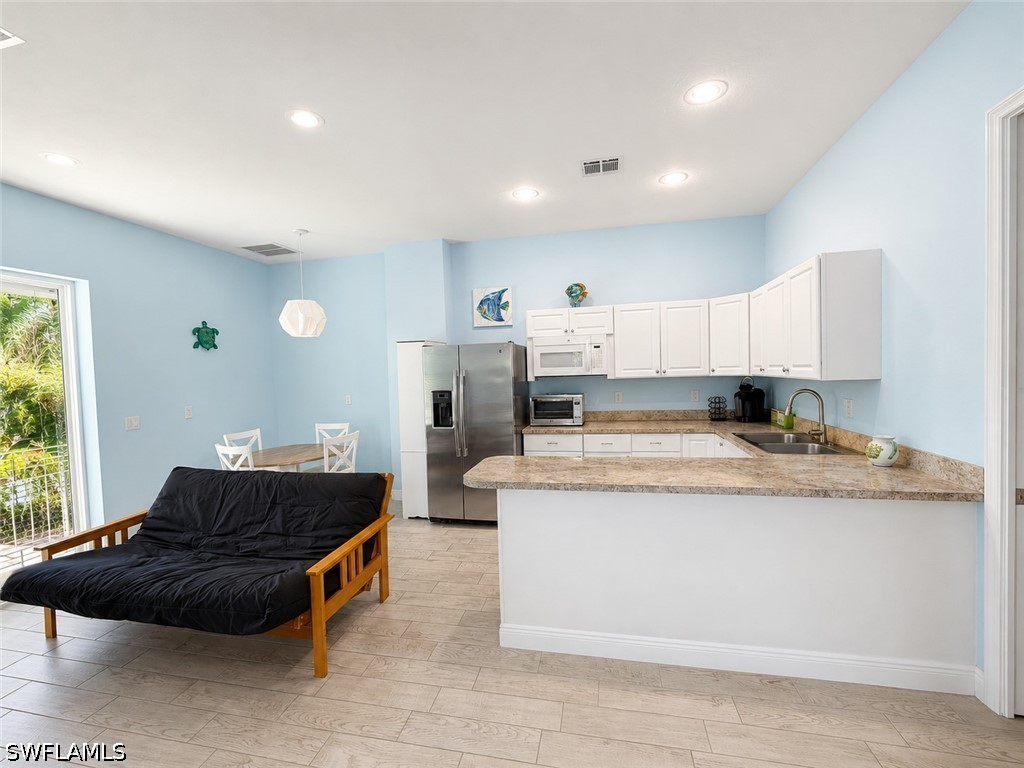 1 Bed Waterfront Home for Sale in Naples, FL, $1,600 — photo 5