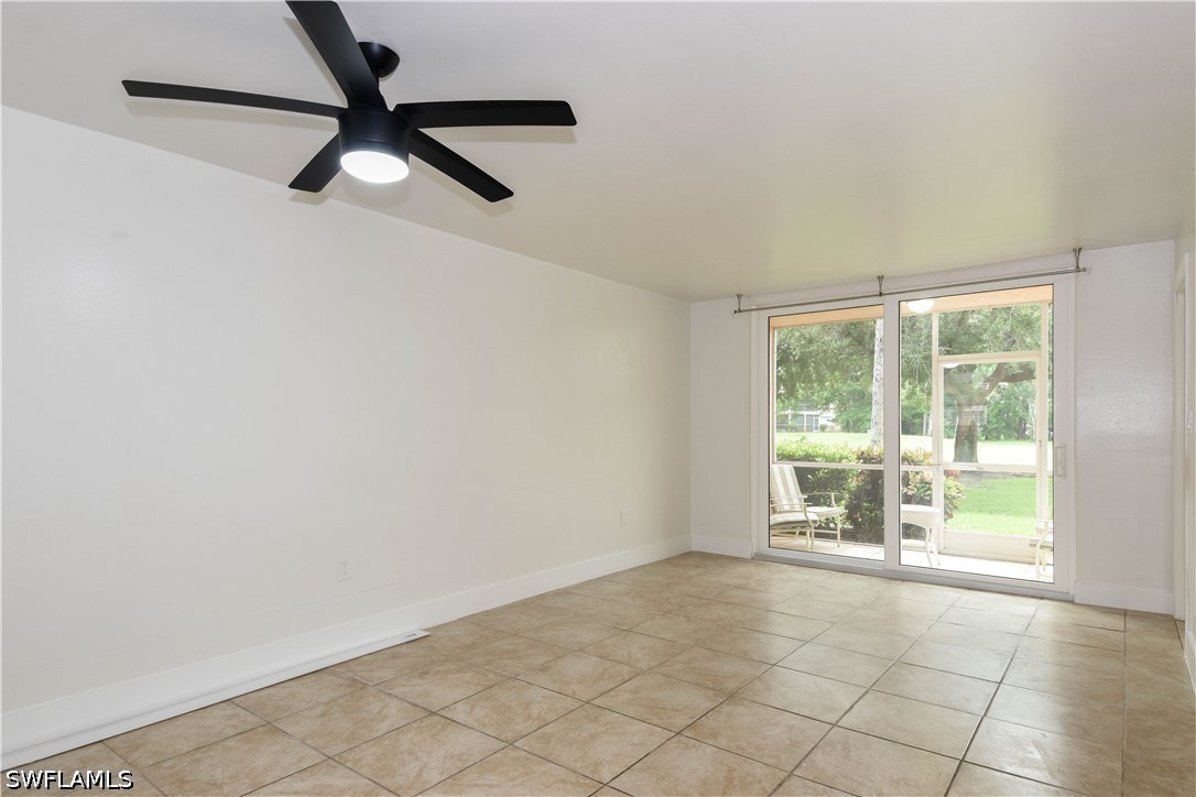 1 Bed Condominium for Sale in Naples, FL, $230,000 — photo 5