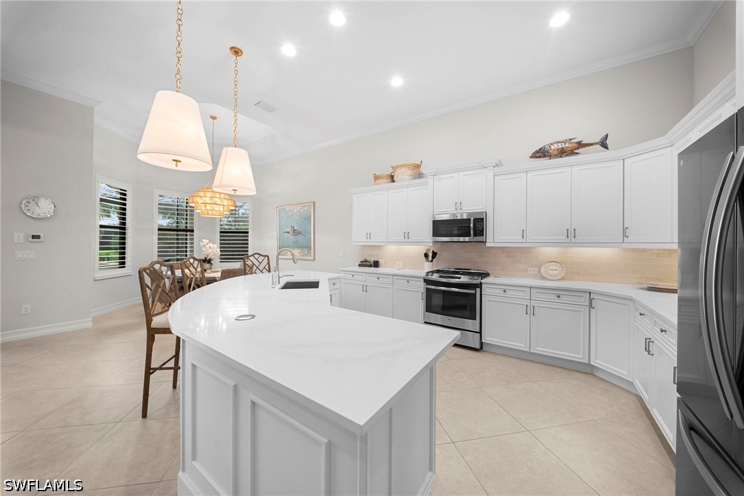 3 Bed Pool Home for Sale in Lakoya, FL, $1,299,000 — photo 5