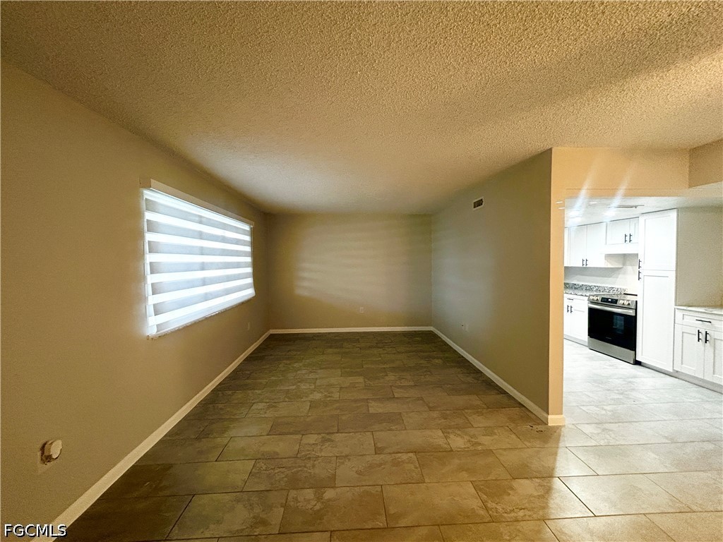 2 Bed Condominium for Sale in Capeway Condo, photo 5