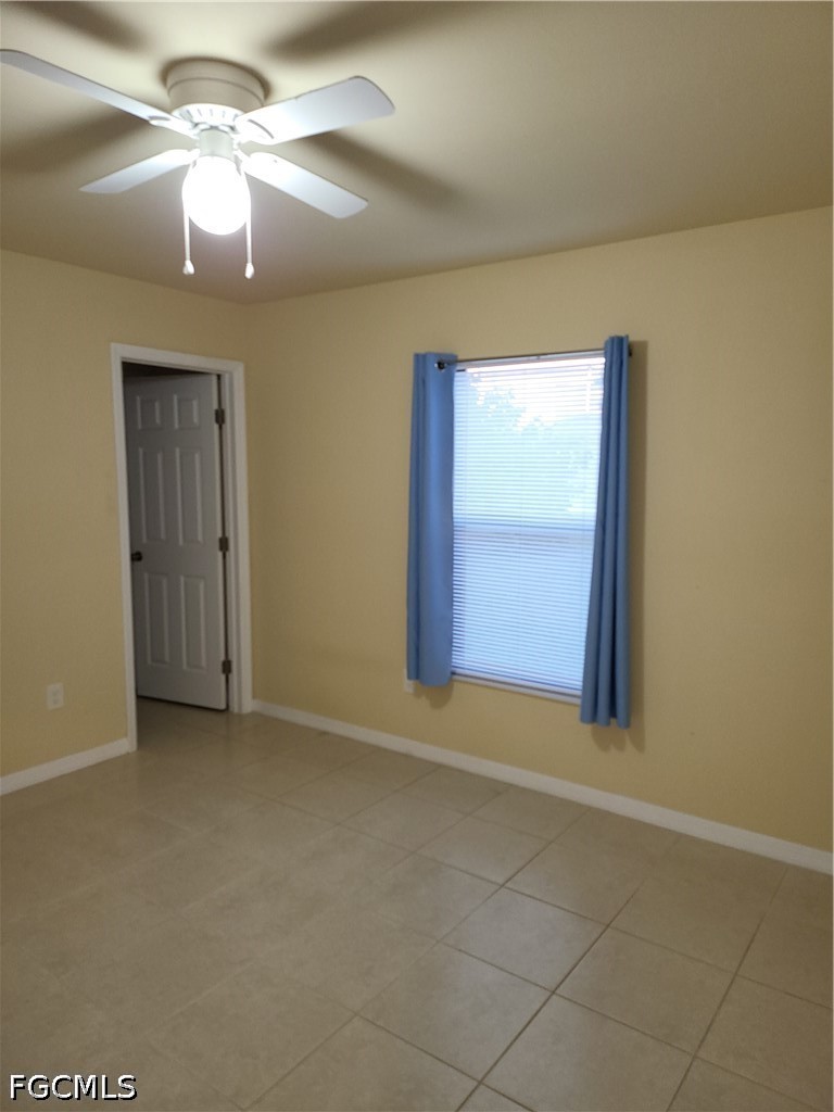 3 Bed Duplex for Sale in Cape Coral, photo 5