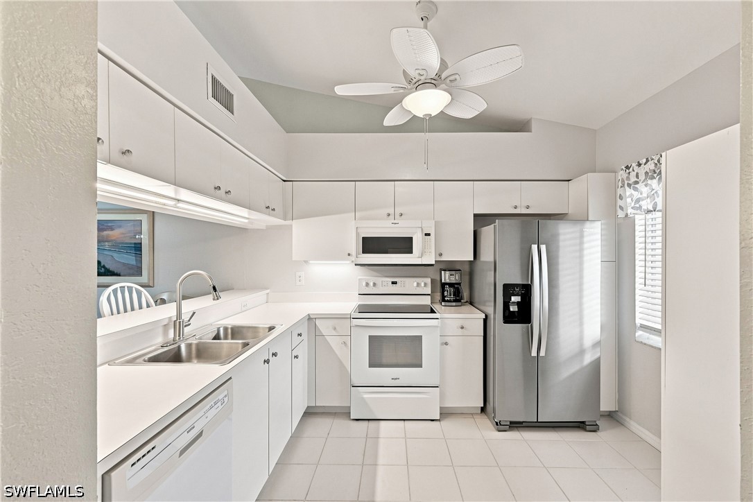 2 Bed Condominium for Sale in Estero, photo 5