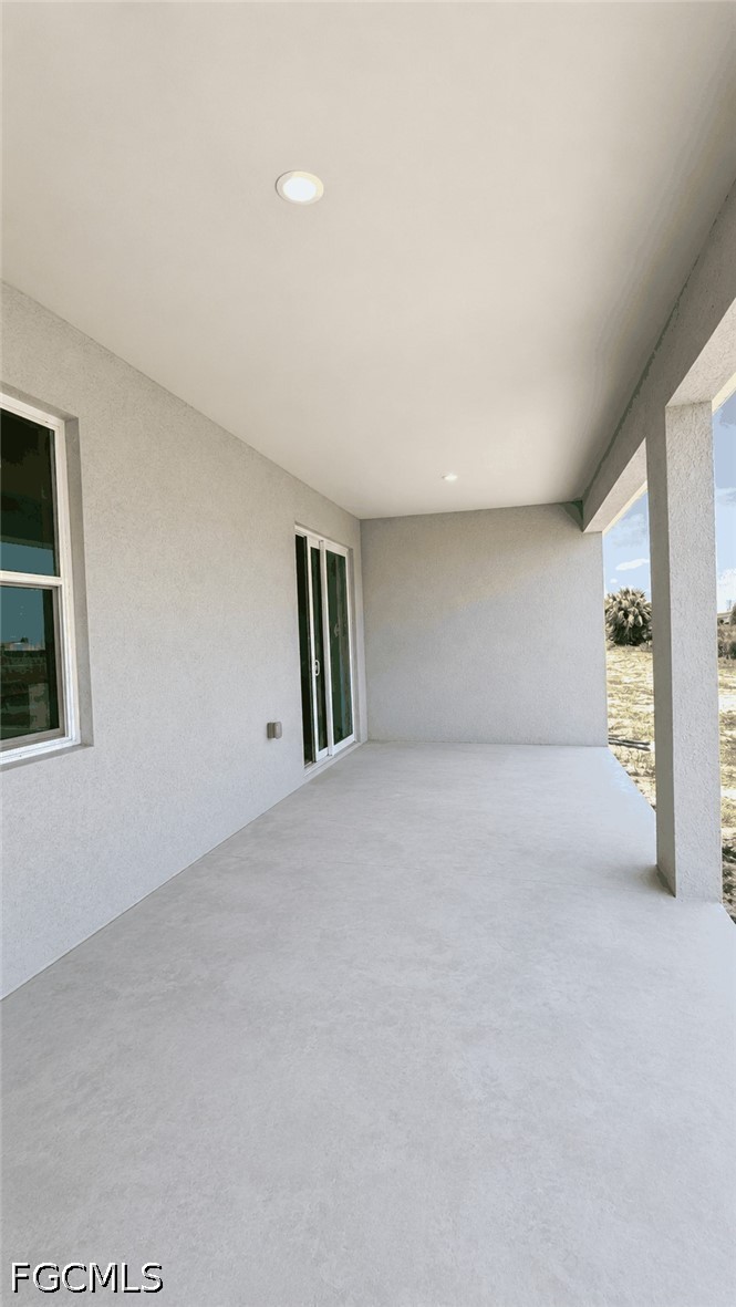 3 Bed Pool Home for Sale in Cape Coral, photo 5