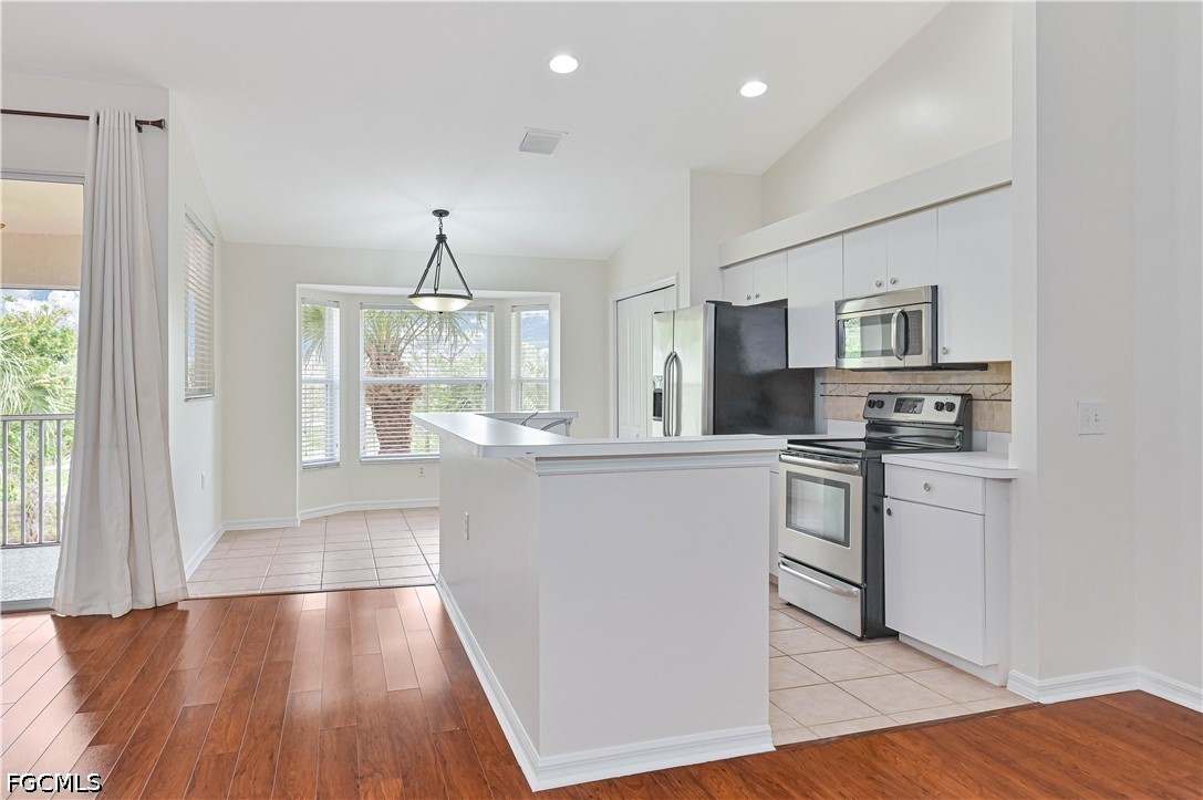 2 Bed Condominium for Sale in Stoneybrook, photo 5