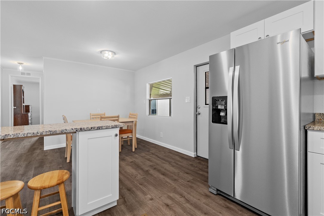 2 Bed ManufacturedHome for Sale in Tamiami Village, photo 5