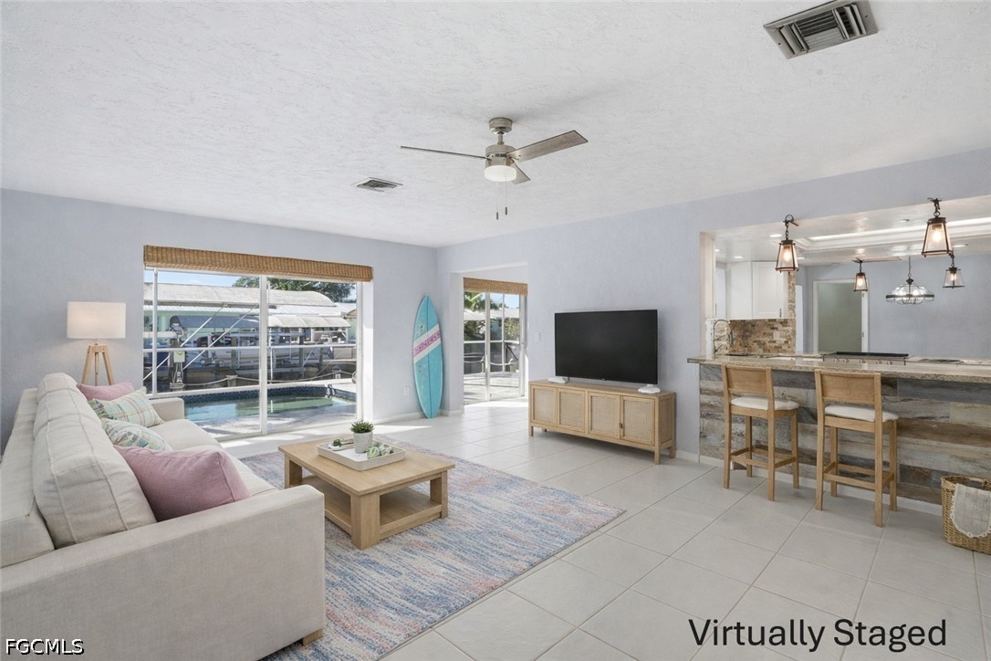 3 Bed Pool Home for Sale in Mcgregor Isles, photo 5