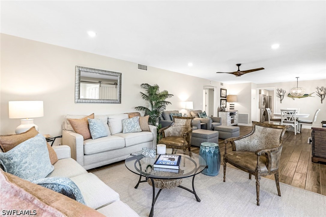 2 Bed Waterfront Home for Sale in Marina Manor, photo 5