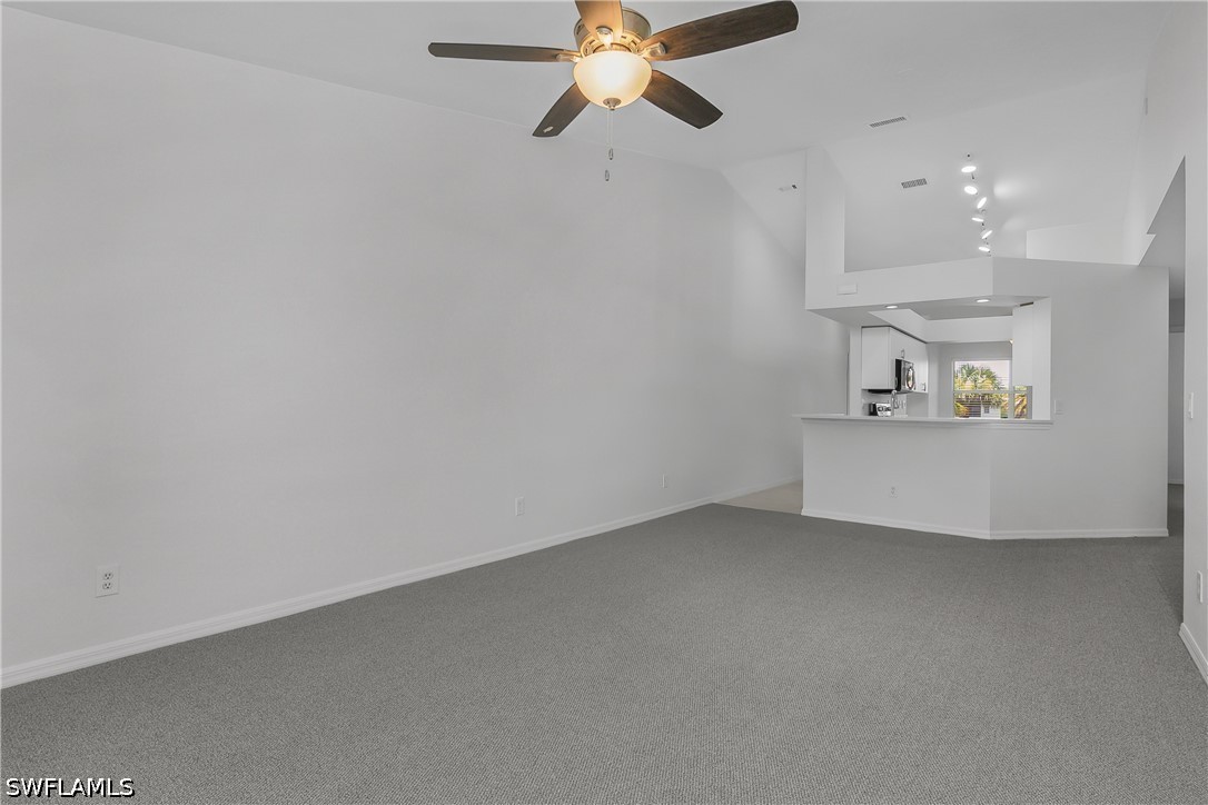 2 Bed Condominium for Sale in Pipers Pointe, photo 5
