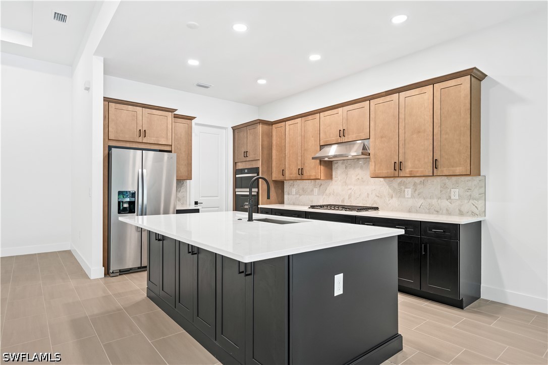 3 Bed Pool Home for Sale in Seven Shores, photo 5