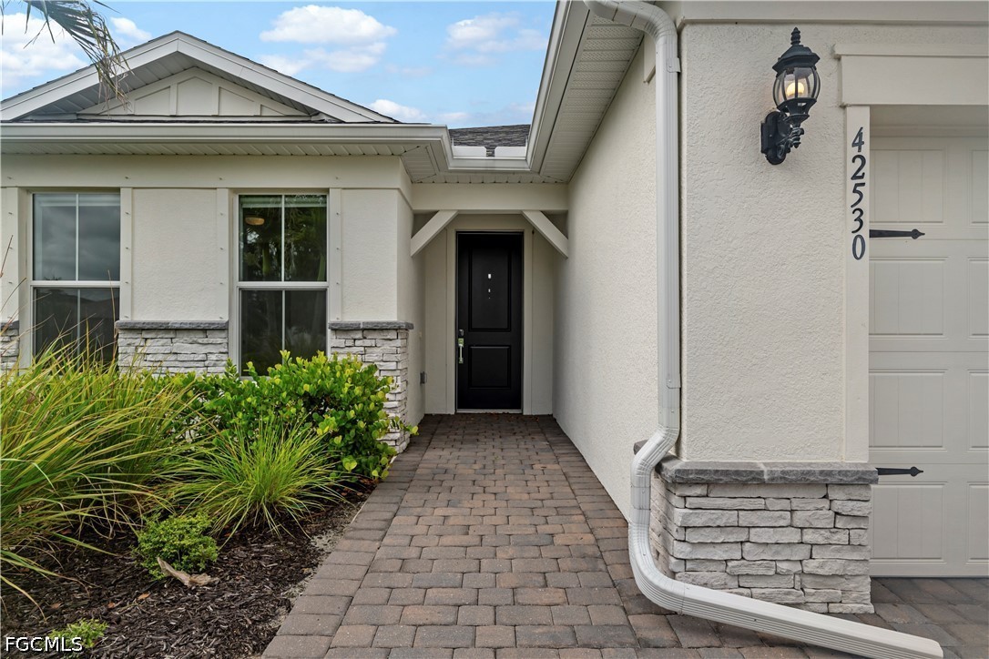 3 Bed Waterfront Home for Sale in Northridge, photo 5
