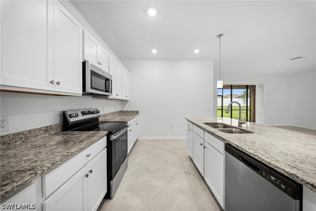 4 Bed SingleFamilyResidence for Sale in Portico, photo 5