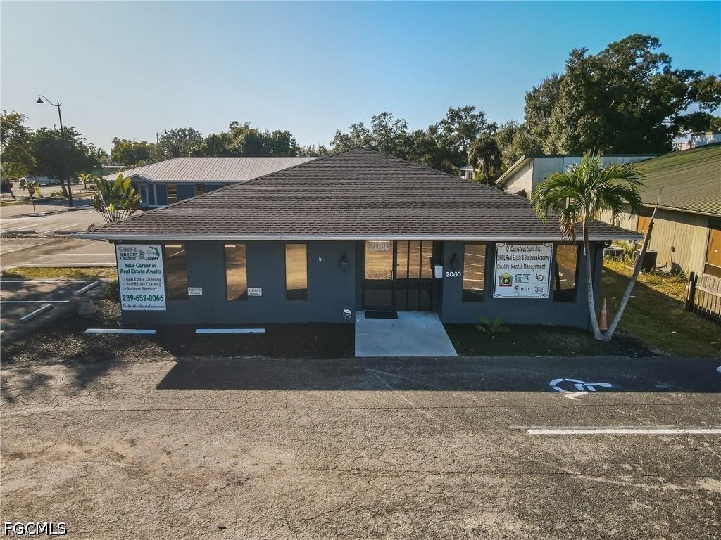 Office for Sale in Fort Myers, photo 5