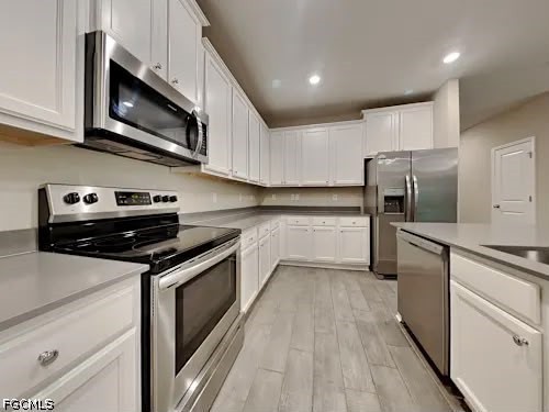 4 Bed SingleFamilyResidence for Sale in Jacksonville, photo 5