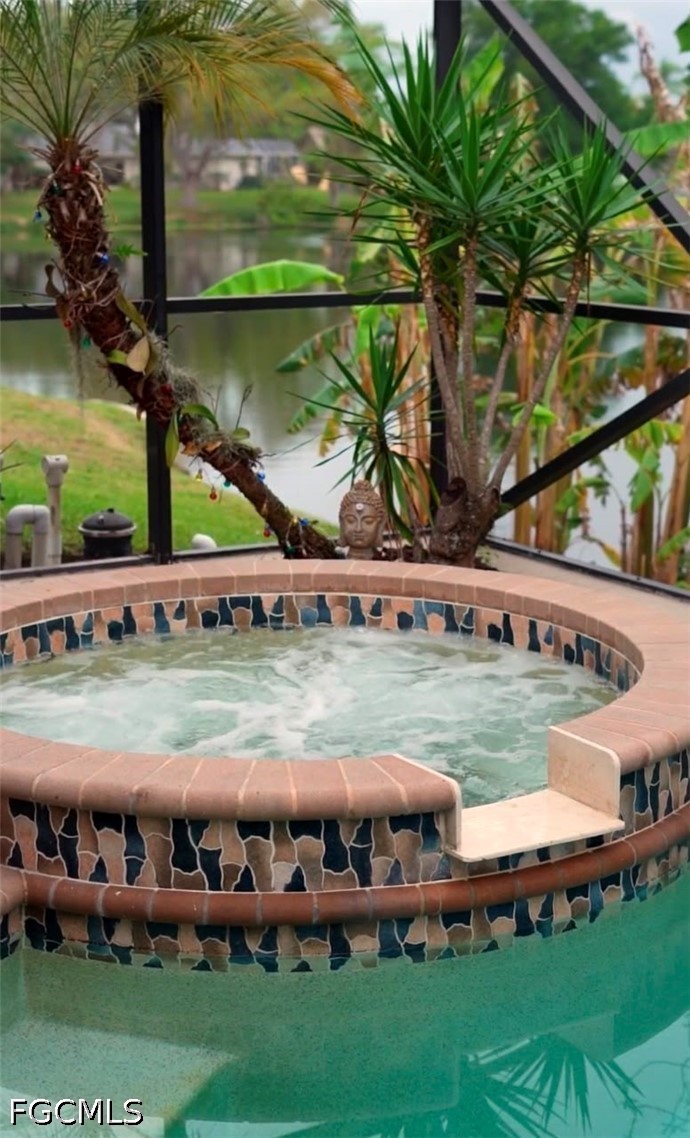 3 Bed Pool Home for Sale in Sarasota, photo 5