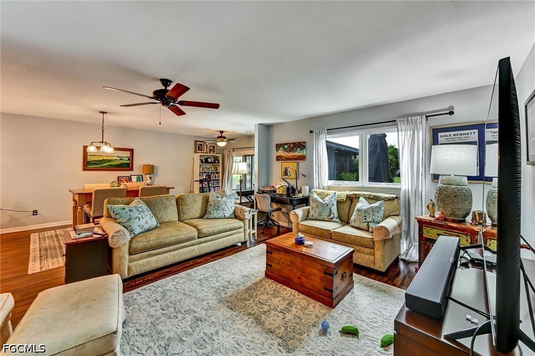 2 Bed Pool Home for Sale in Caloosa Bayview, photo 5