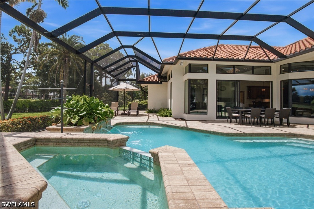 3 Bed Pool Home for Sale in Naples, photo 5