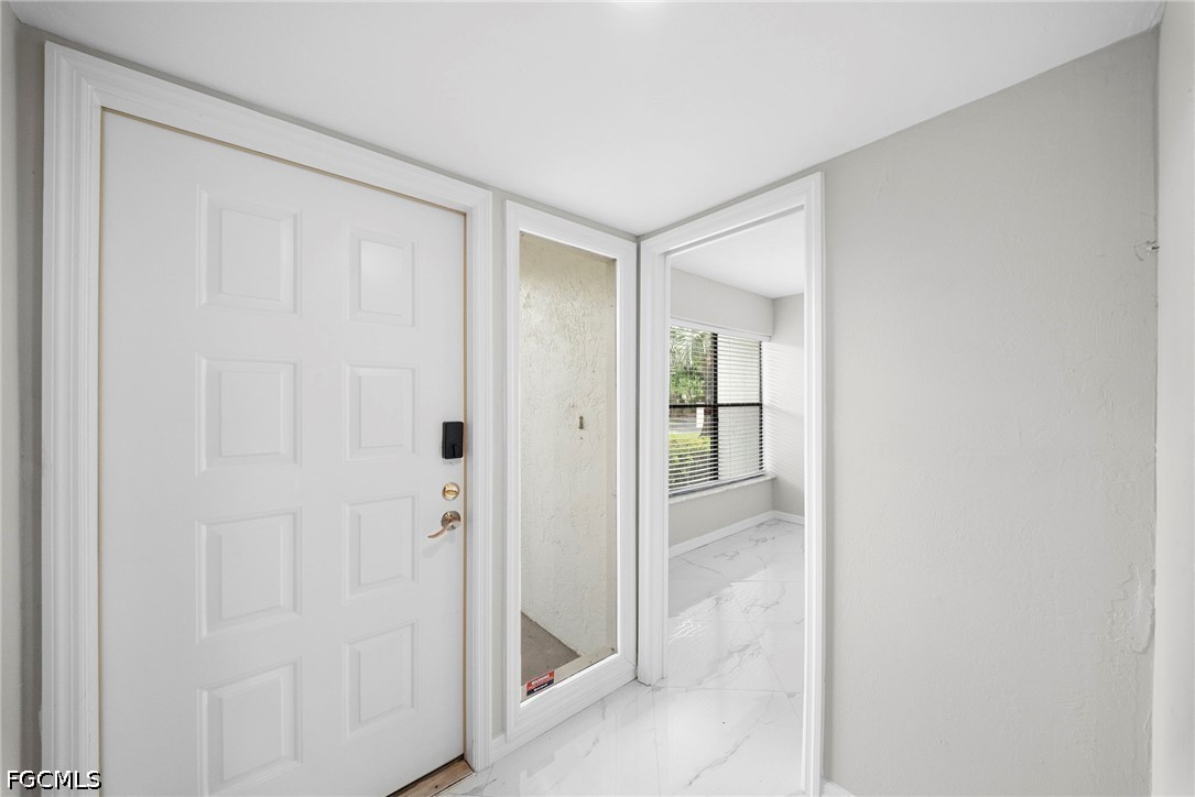 3 Bed Condominium for Sale in Fort Myers, photo 5