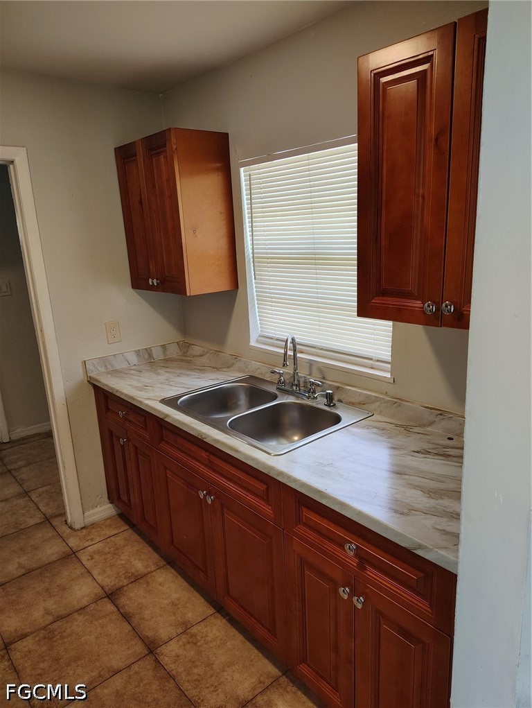 2 Bed Duplex for Sale in Lovejoy Park, photo 5