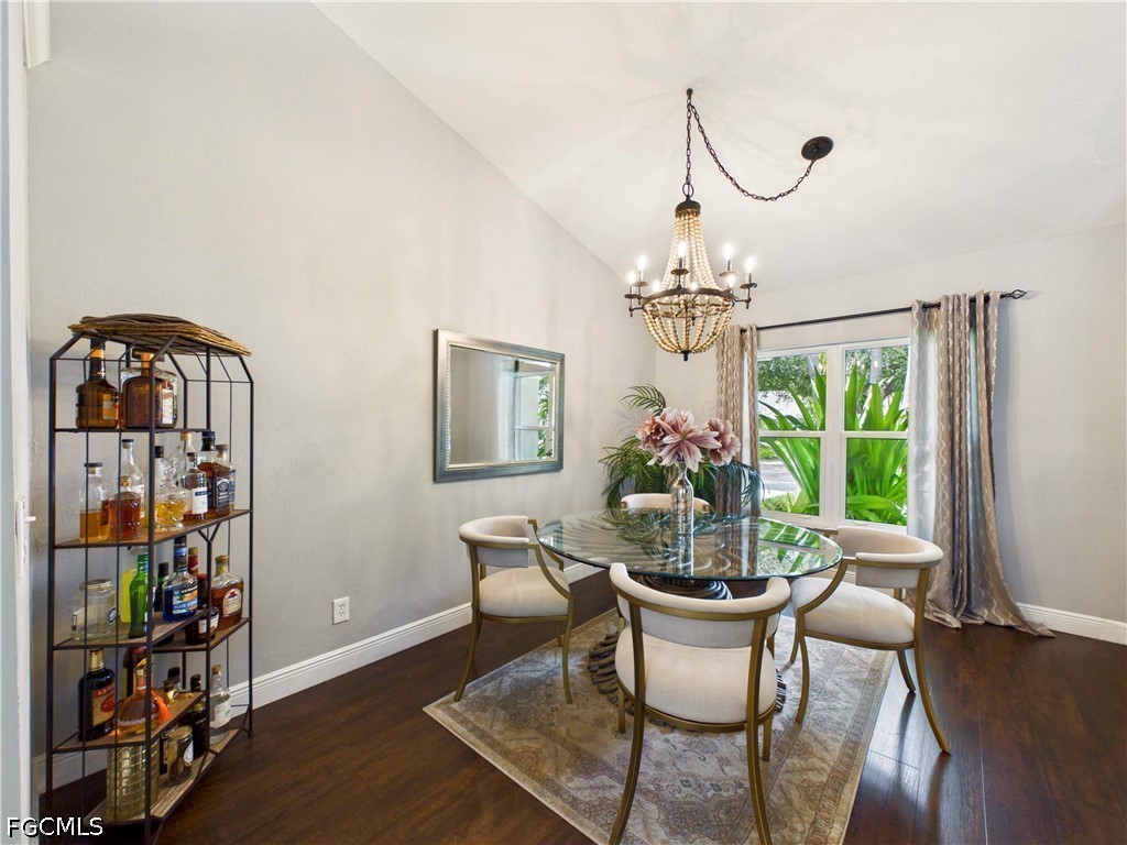3 Bed Pool Home for Sale in Pinewood Lakes, photo 5