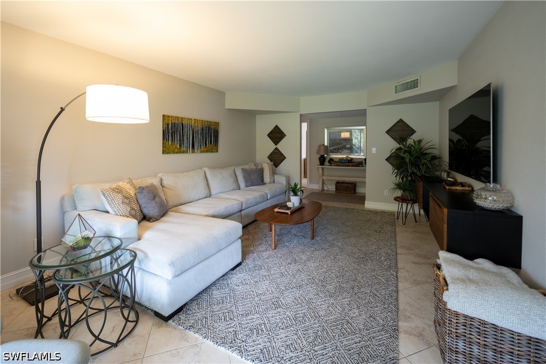 3 Bed Condominium for Sale in Naples, photo 5