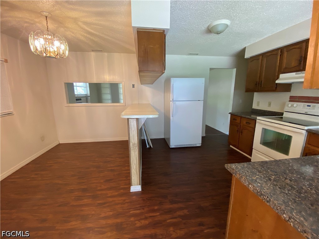 3 Bed Pool Home for Sale in North Fort Myers, photo 5